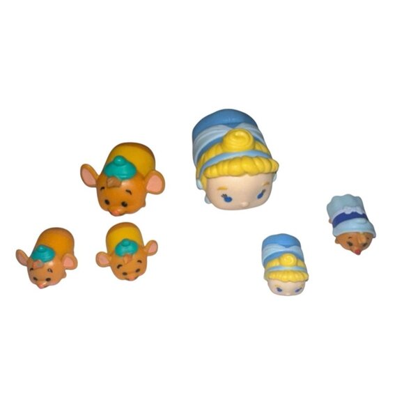Lot of 6 Disney Tsum Tsum Vinyl Figures Cinderella - Picture 1 of 3